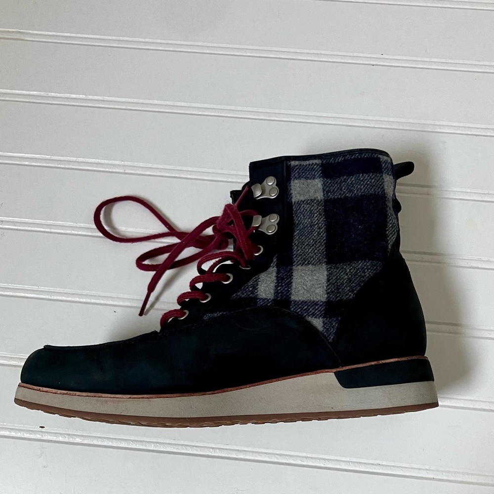 Merrell Roam Plaid Wool Blend Winter Boot
